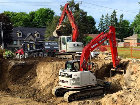 Bradley Compact Excavation Inc, Cedar Valley, ON